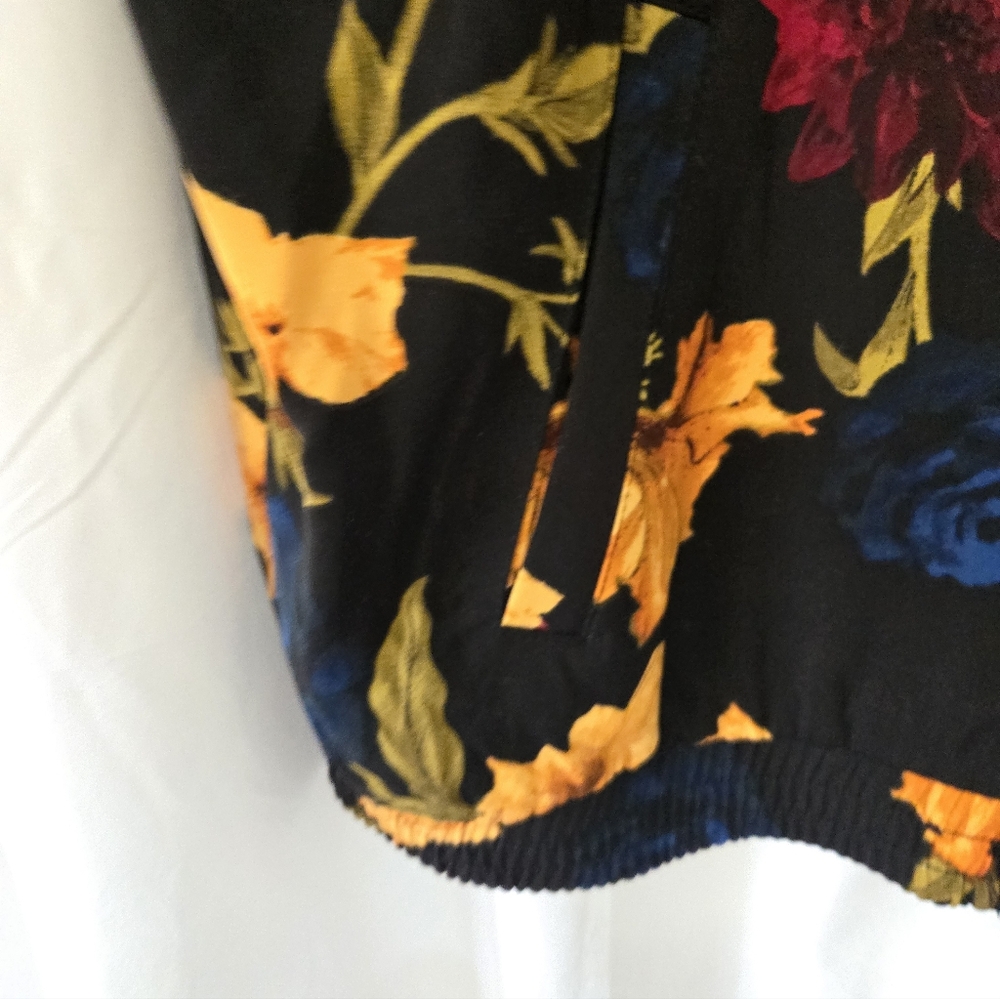 Susan Graver NWOT Black Floral Print Lightweight Spring Jacket Size M - Picture 5 of 9